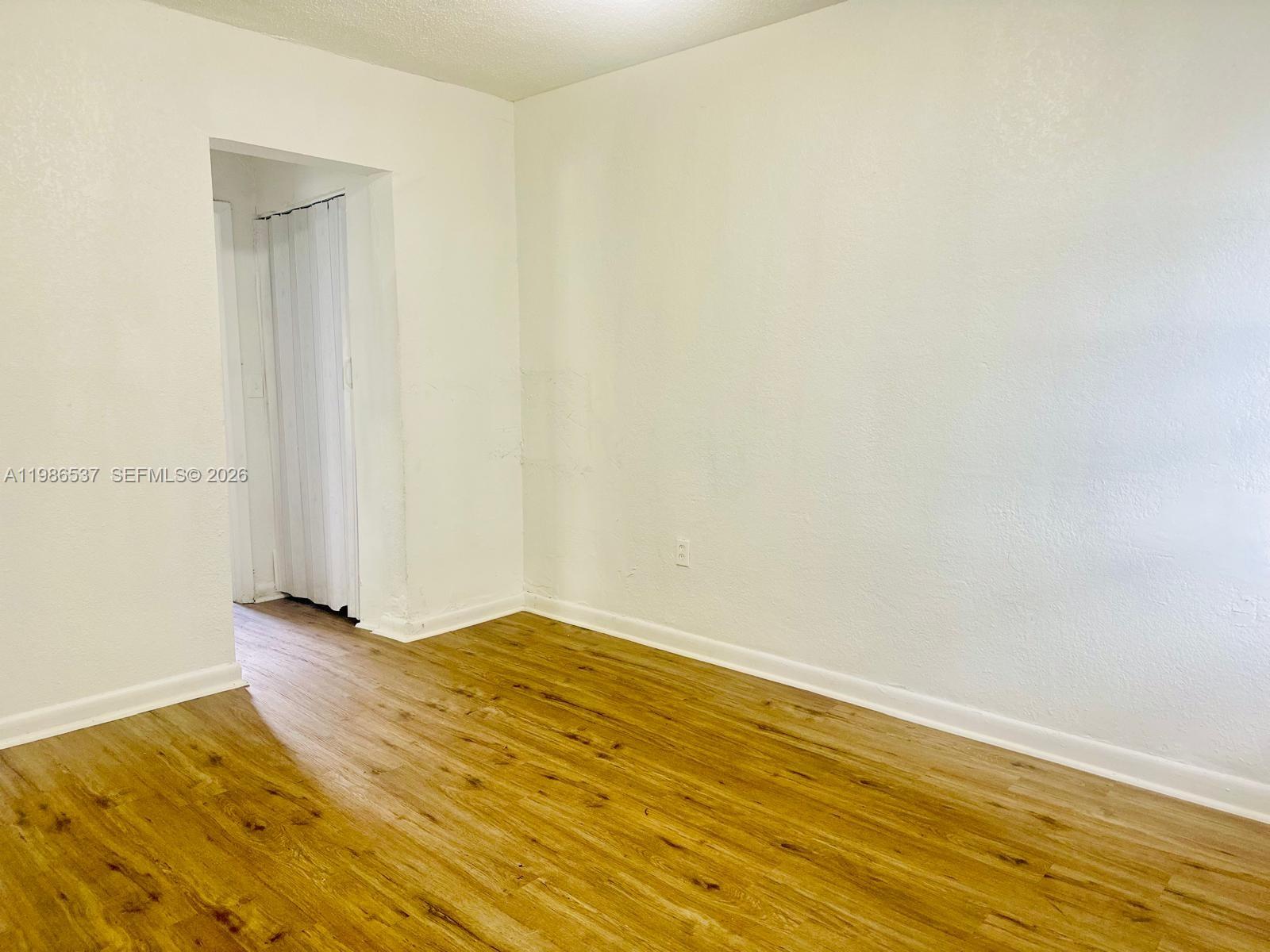 FLORAL PK 1ST AMD - Residential Lease