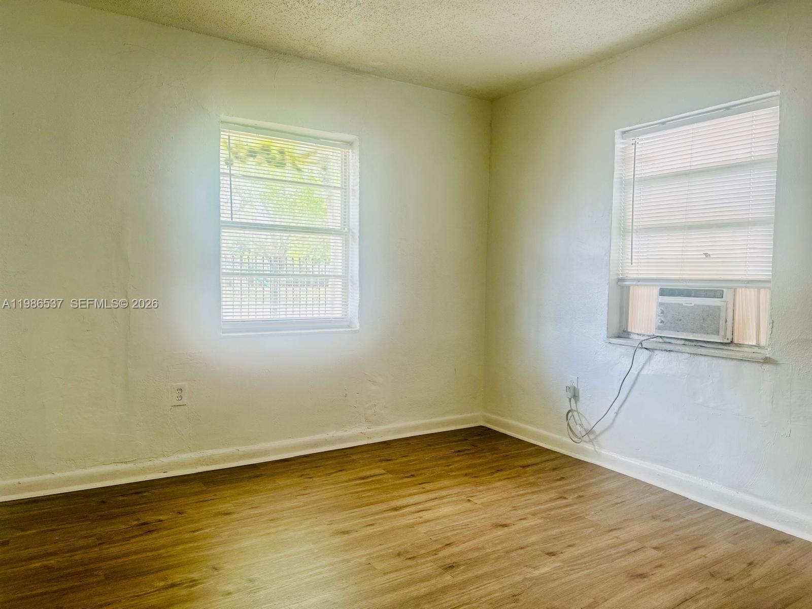 FLORAL PK 1ST AMD - Residential Lease