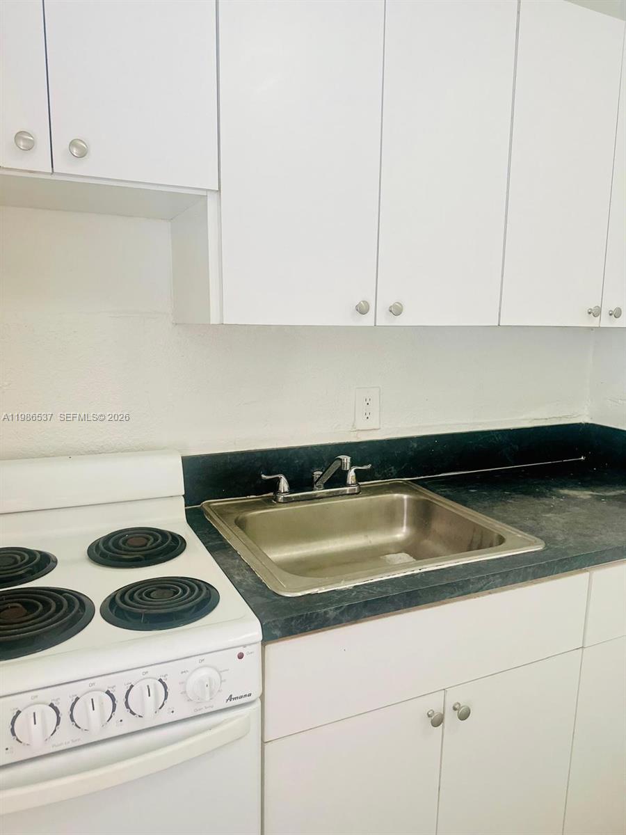 FLORAL PK 1ST AMD - Residential Lease