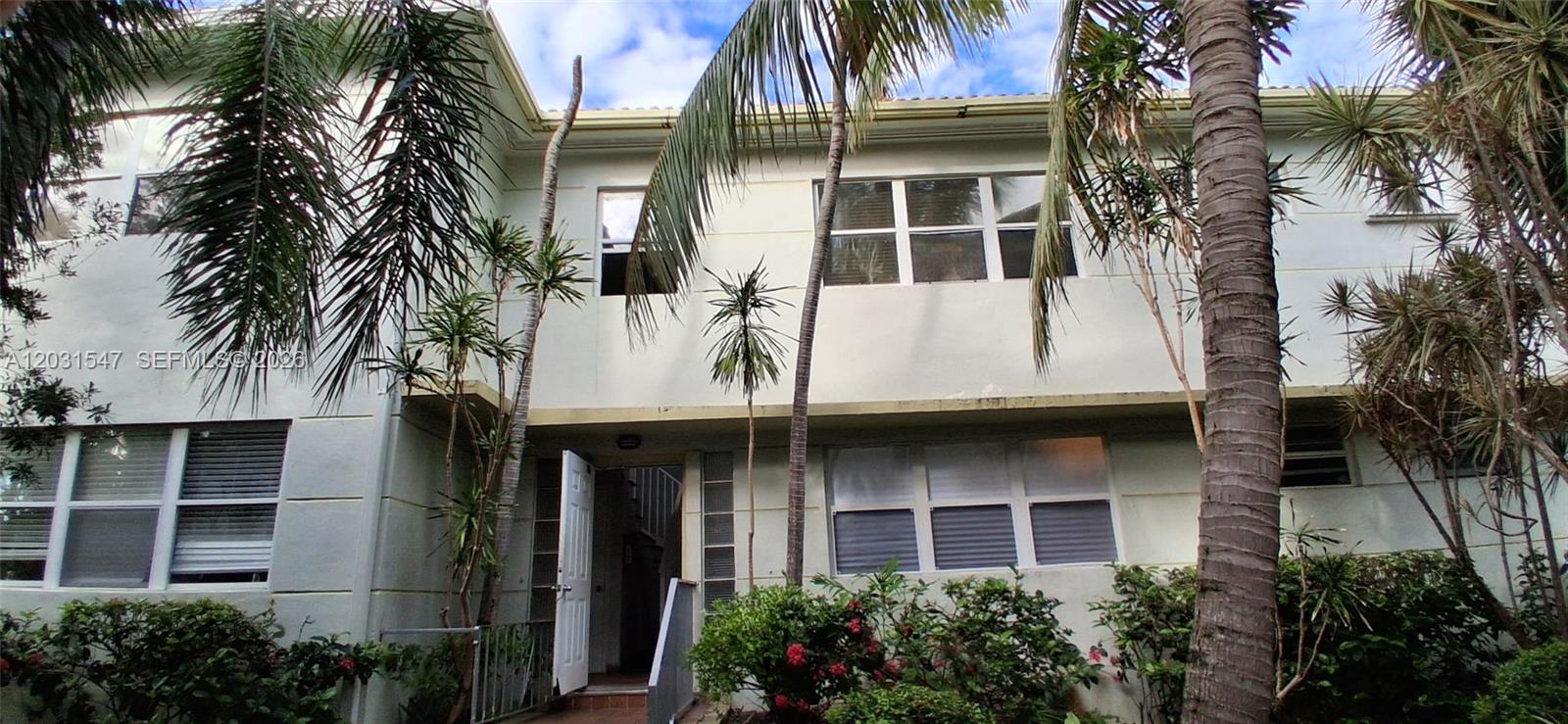 1275 Marseille Dr 40