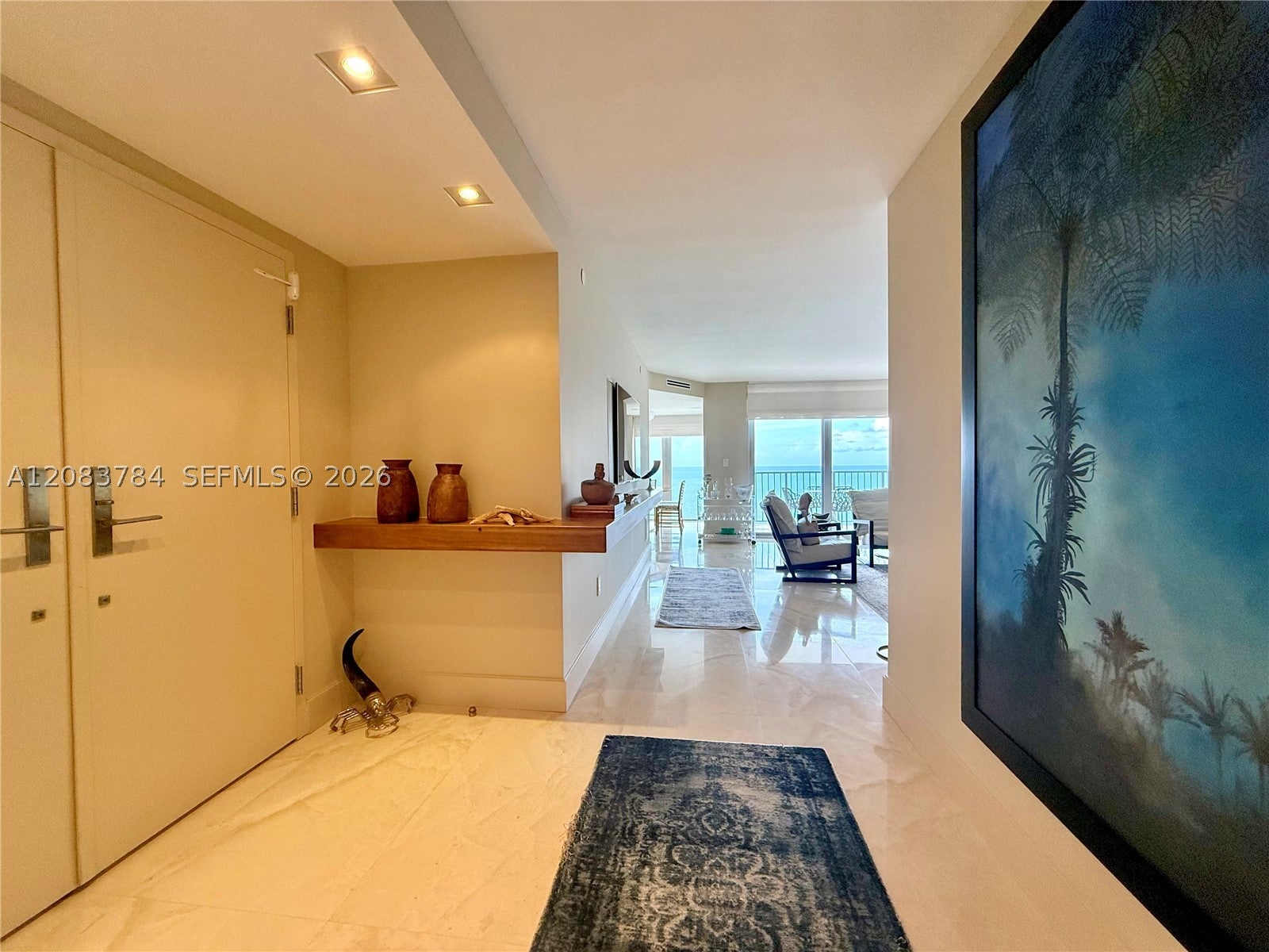 881 Ocean Dr 25E