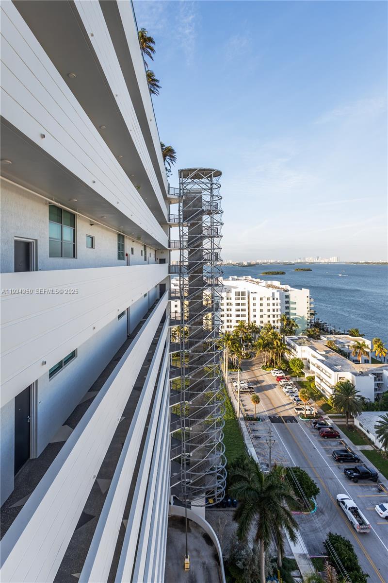 SPACE 01 CONDO - Residential Lease