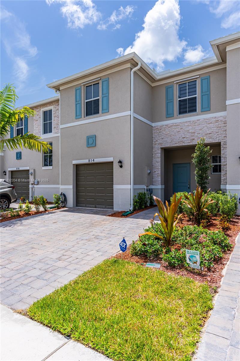 CEDAR AT KEYS GATE - Residential