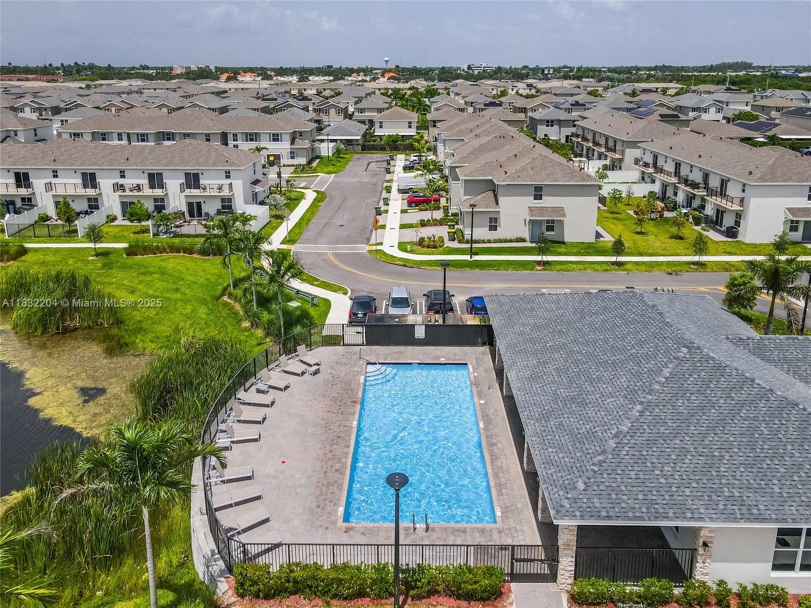 CEDAR AT KEYS GATE - Residential