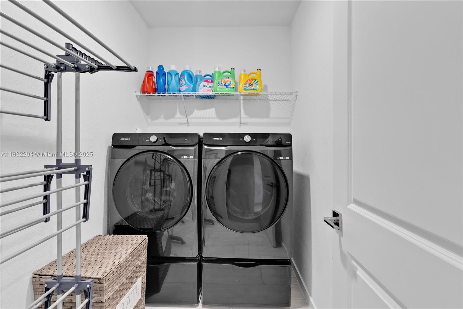 CEDAR AT KEYS GATE - Residential