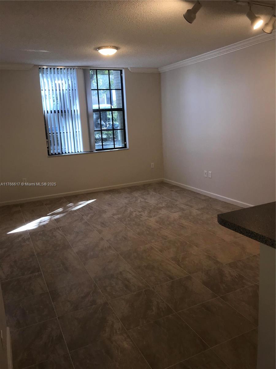 REGENT PARK CONDO - Residential