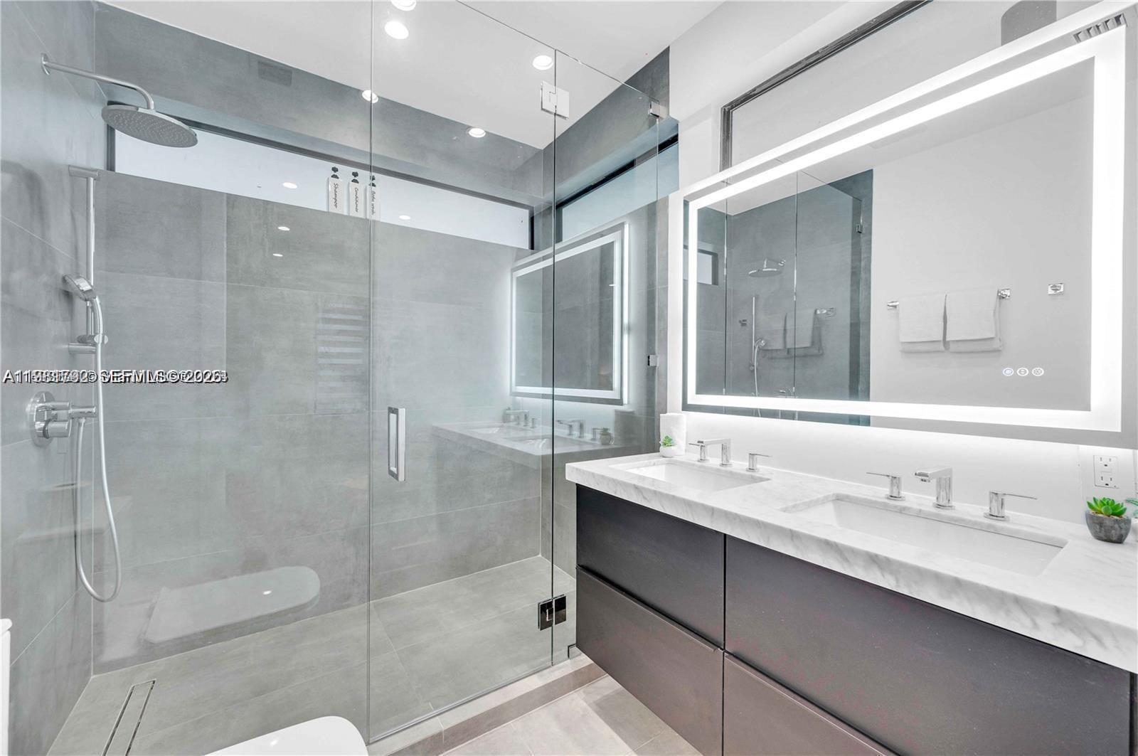 RAILWAY SHOPS ADDN 2ND AM - Residential Lease