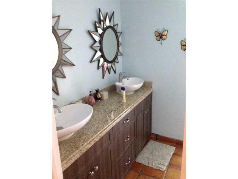SUNNY ACRES 28-30 B - Residential