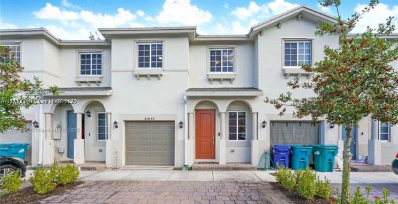 Rental Property at 20846 Nw 13th Ave, Miami Gardens, Broward County, Florida - Bedrooms: 3 
Bathrooms: 3  - $3,200 MO.