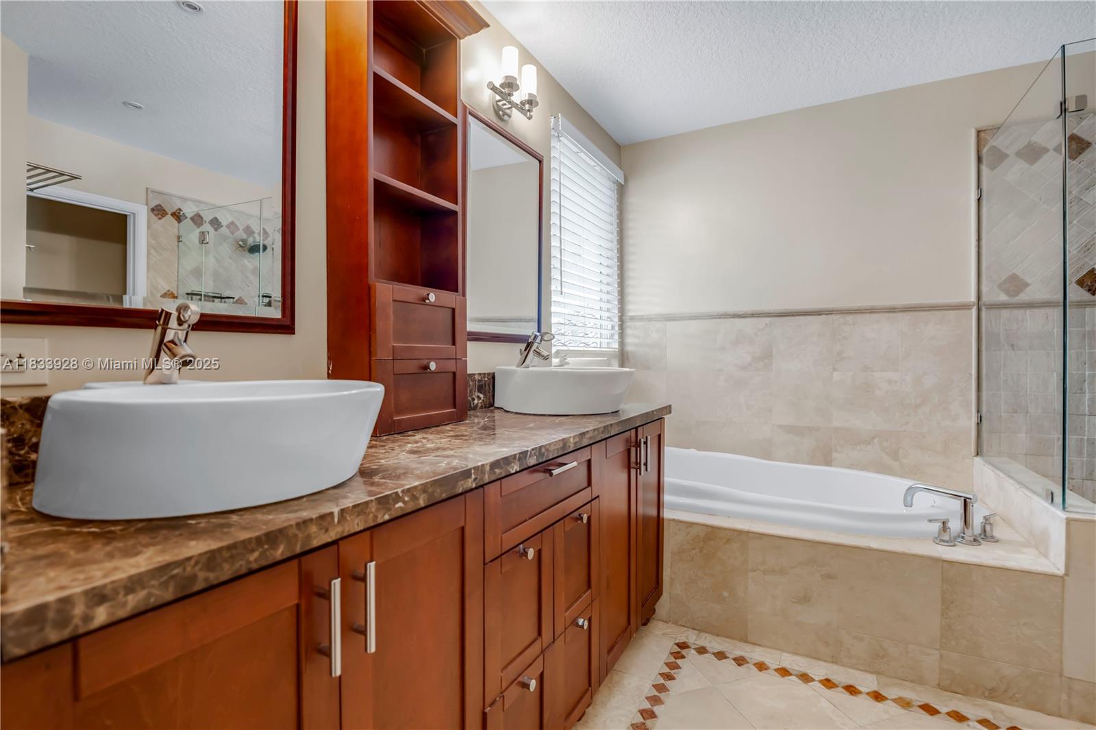 The Lakes - Residential