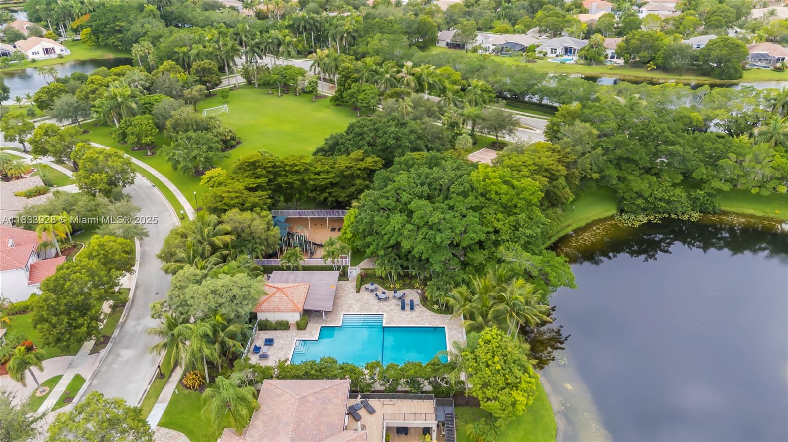 The Lakes - Residential