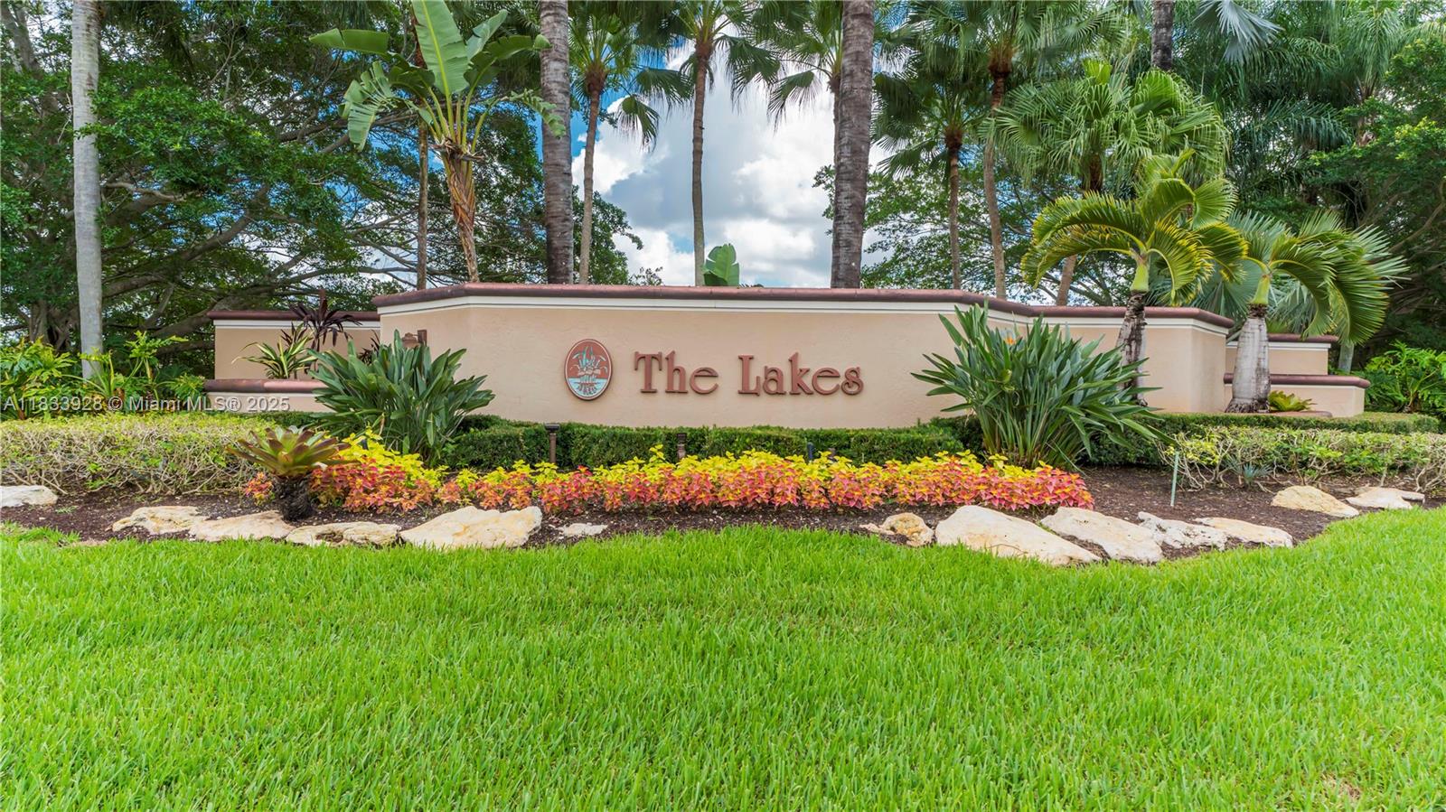 The Lakes - Residential