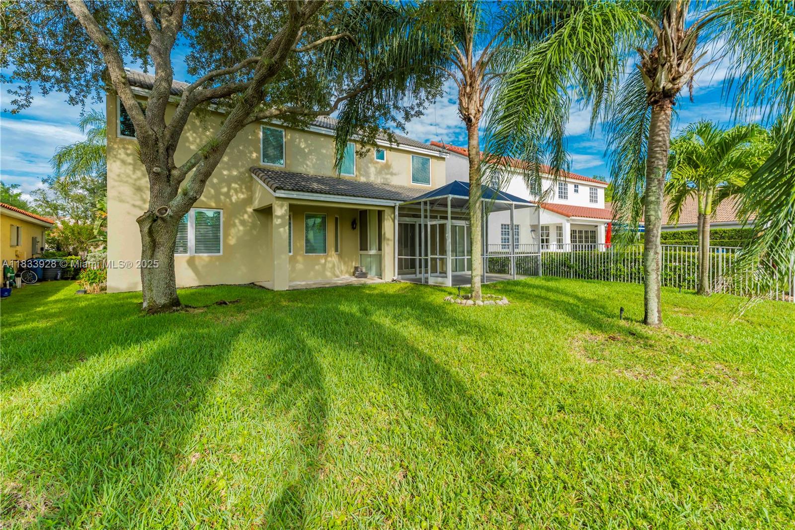 The Lakes - Residential