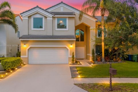 Photo of 325 Cameron Dr, Weston, FL 33326 (MLS # A11833928)