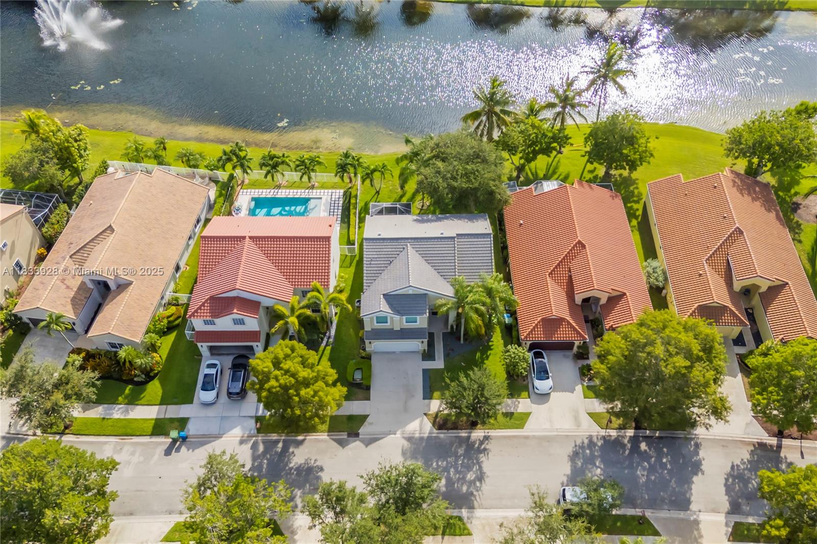 The Lakes - Residential