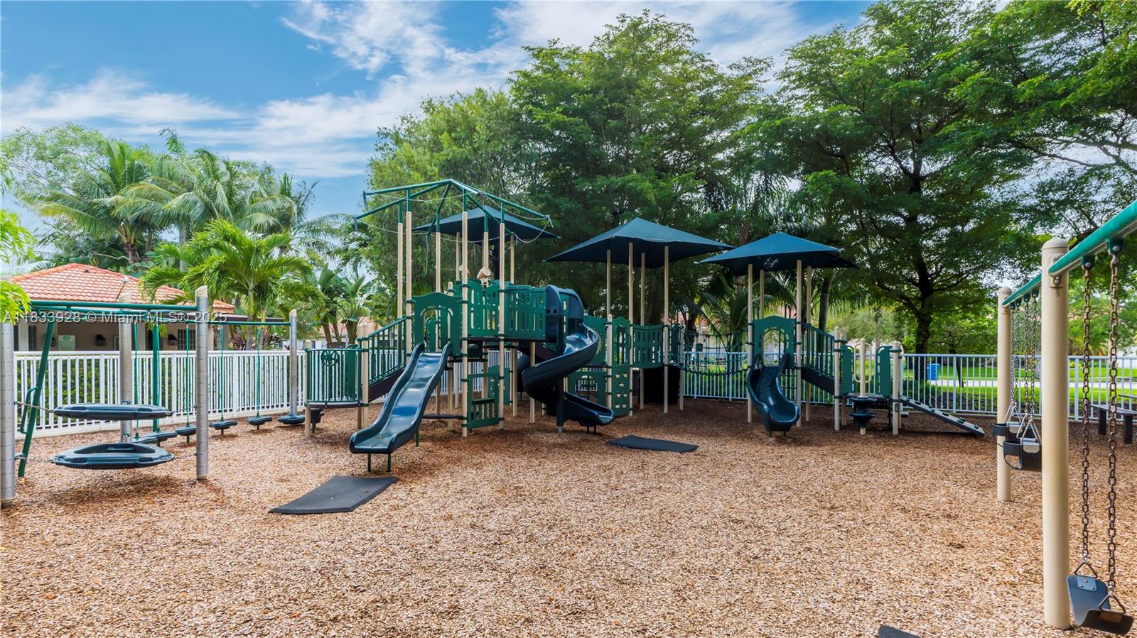 The Lakes - Residential