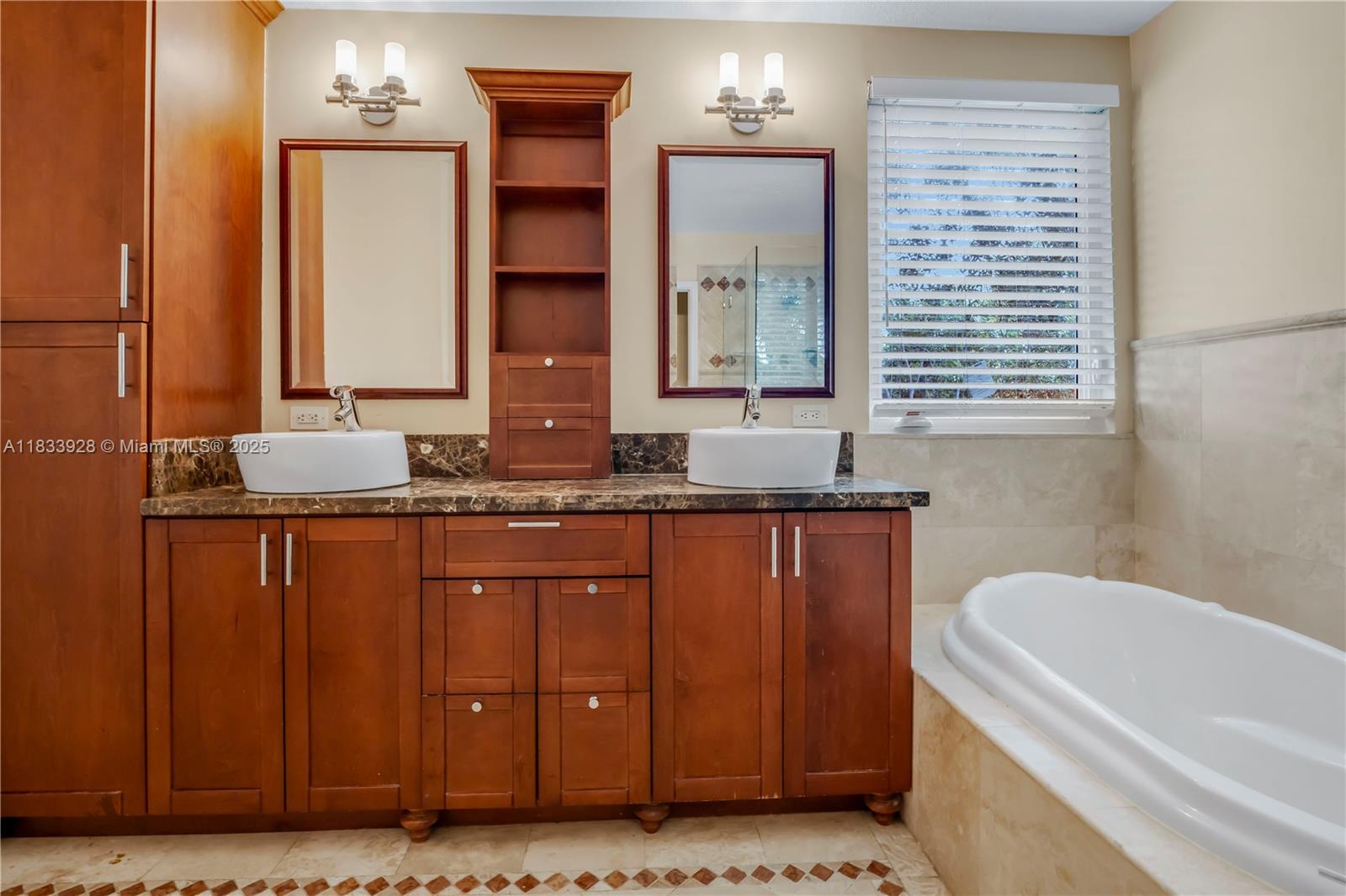 The Lakes - Residential