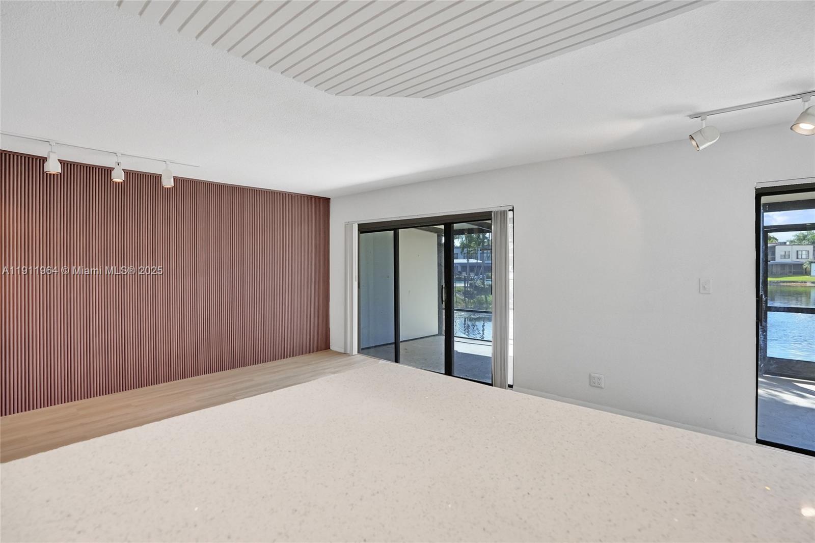 TRELLISES 5A CONDO - Residential