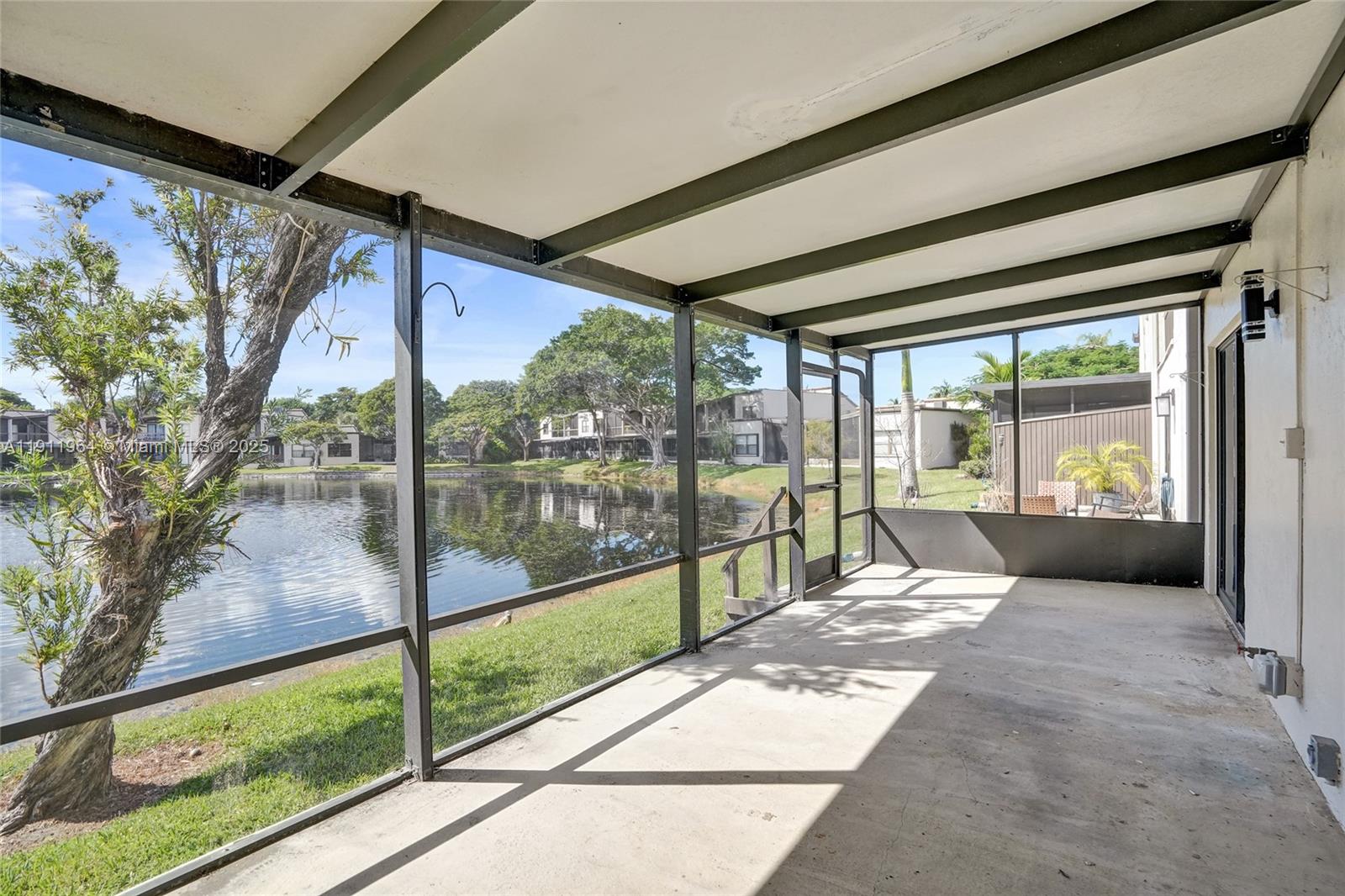 TRELLISES 5A CONDO - Residential