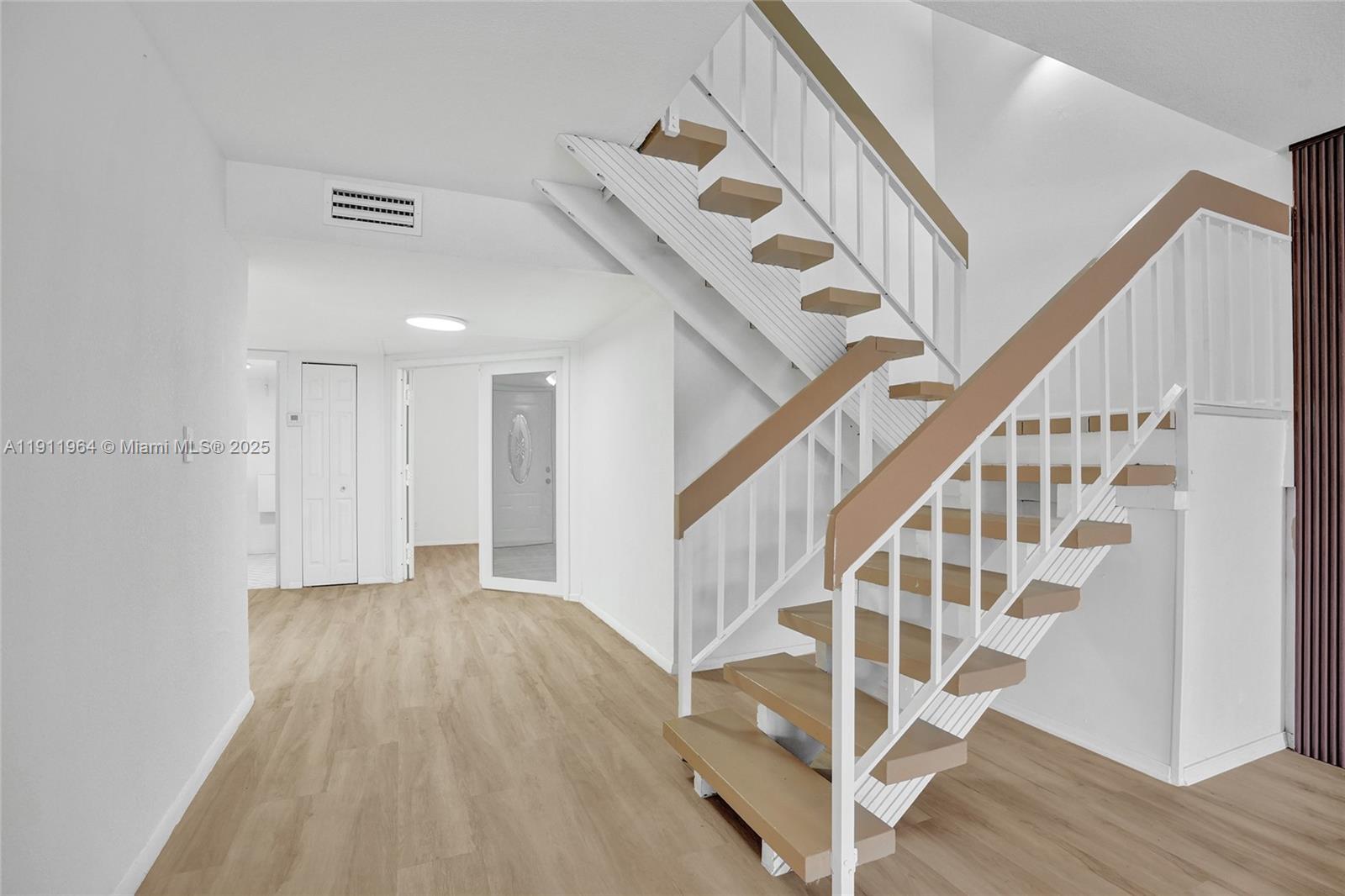 TRELLISES 5A CONDO - Residential