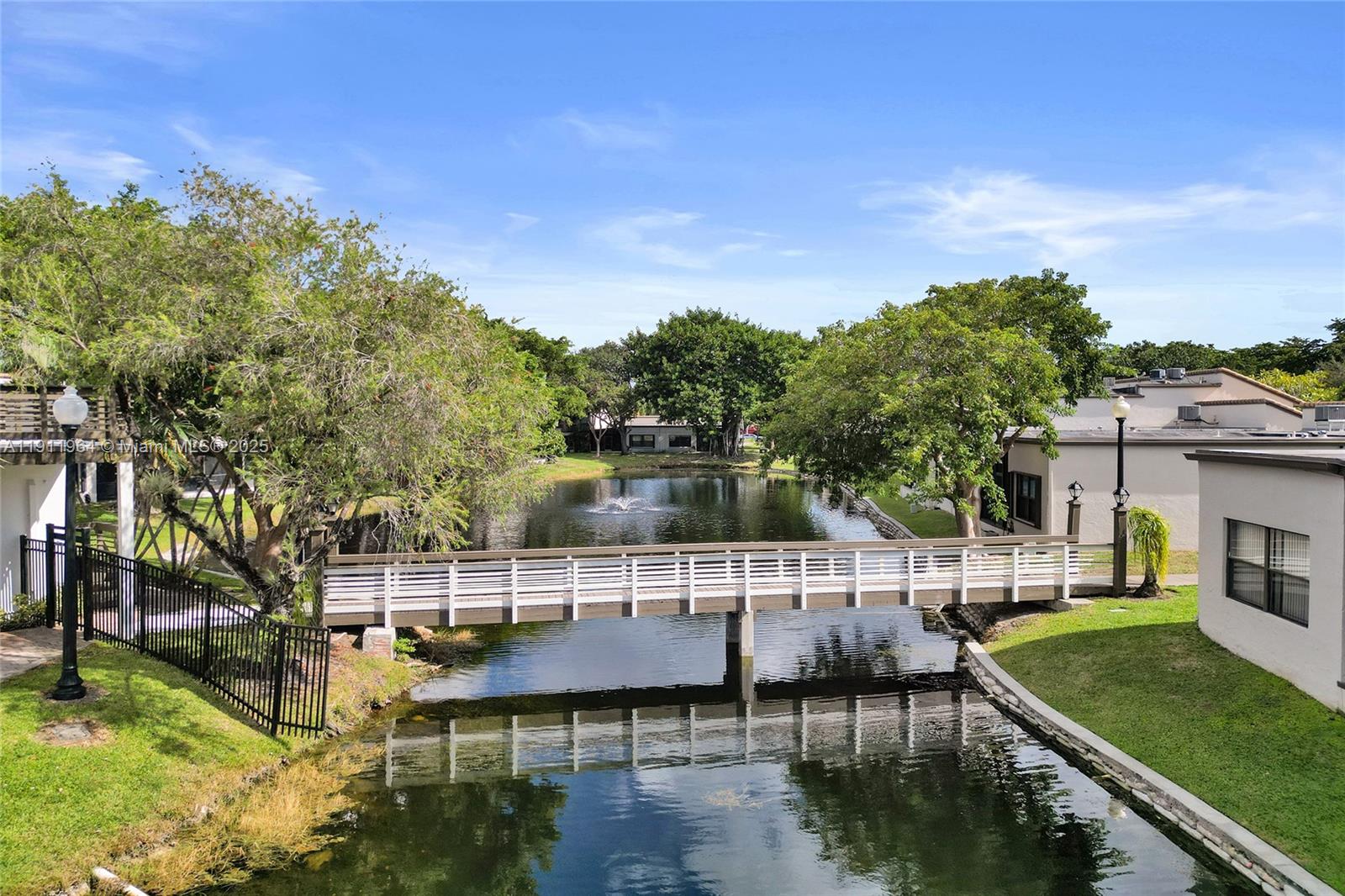 TRELLISES 5A CONDO - Residential