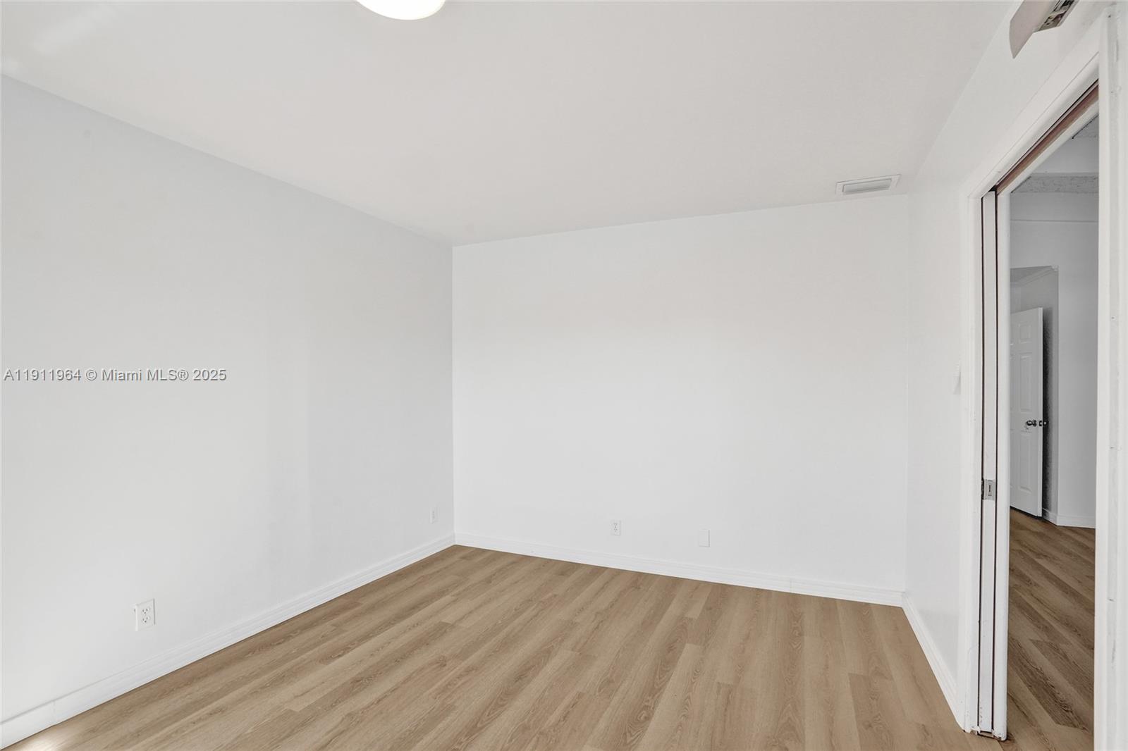 TRELLISES 5A CONDO - Residential