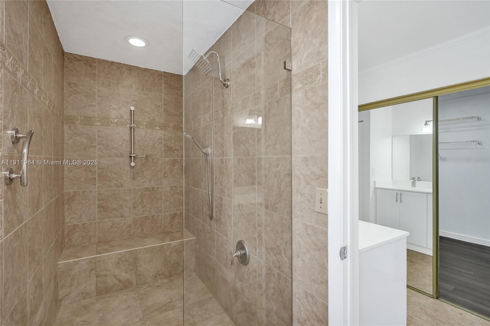 TRELLISES 5A CONDO - Residential