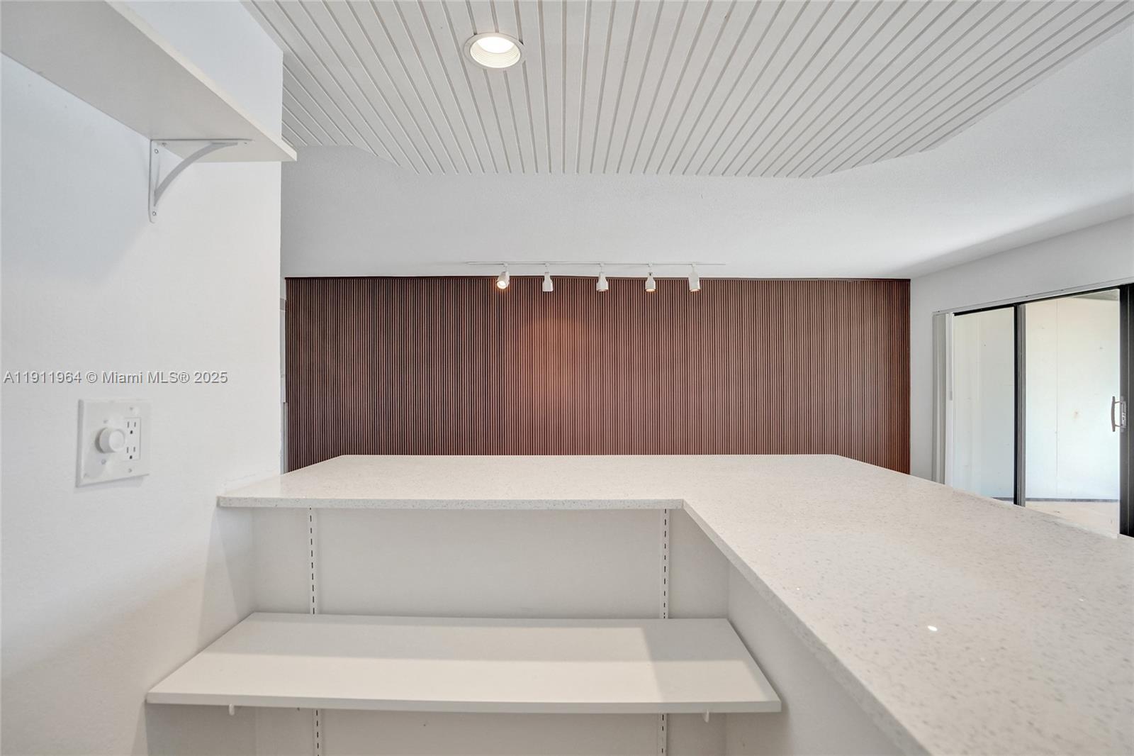 TRELLISES 5A CONDO - Residential