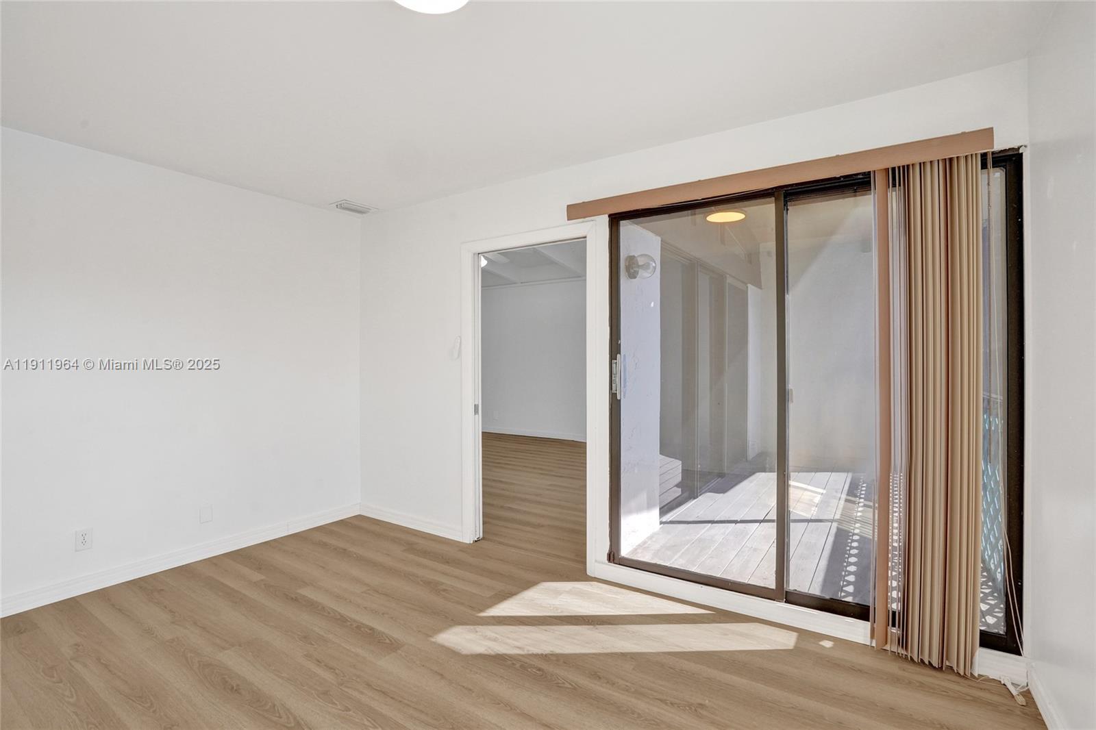 TRELLISES 5A CONDO - Residential