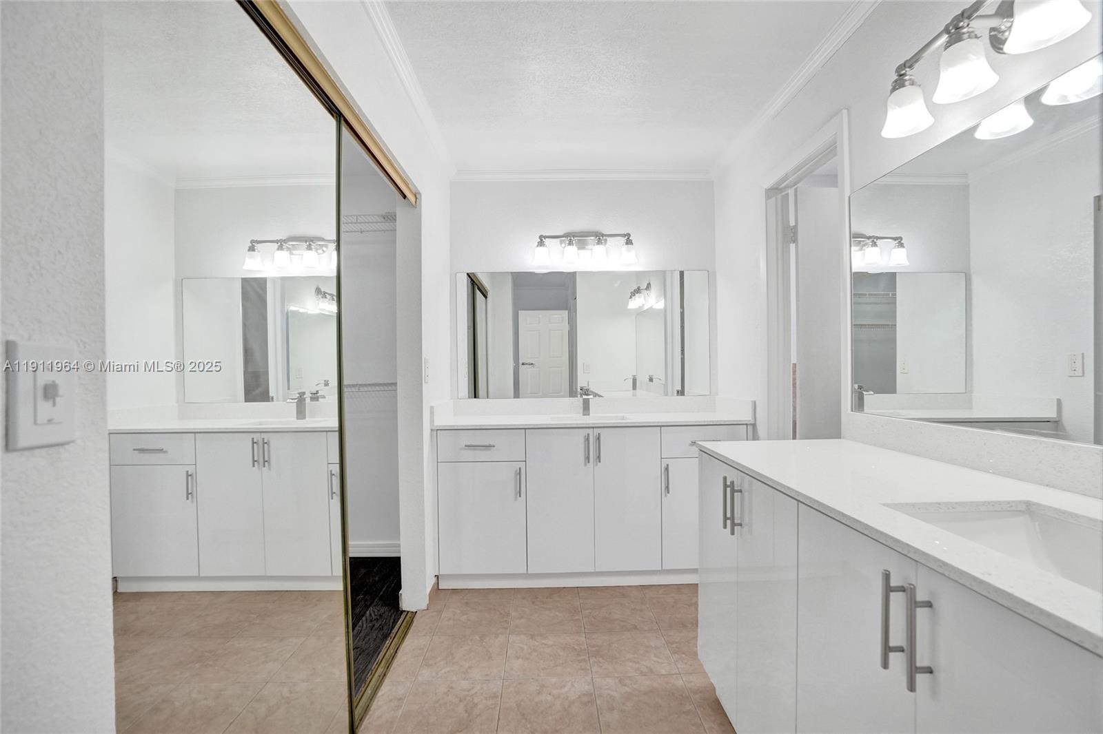 TRELLISES 5A CONDO - Residential