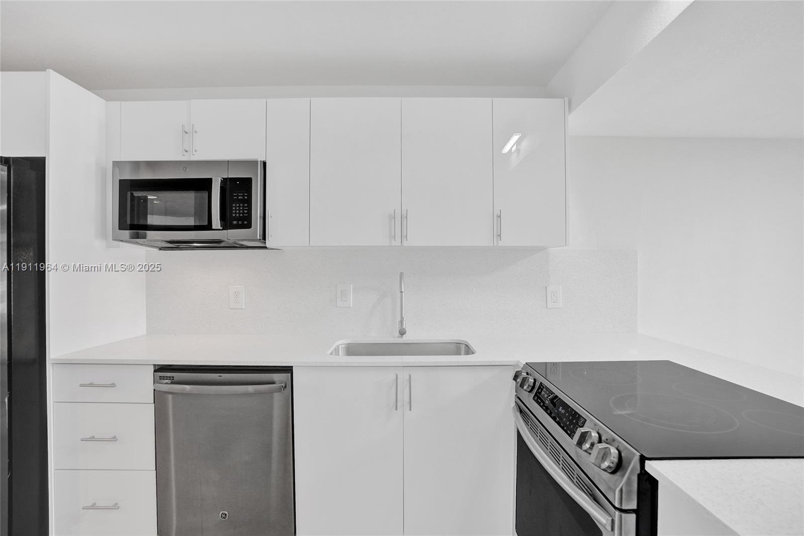 TRELLISES 5A CONDO - Residential