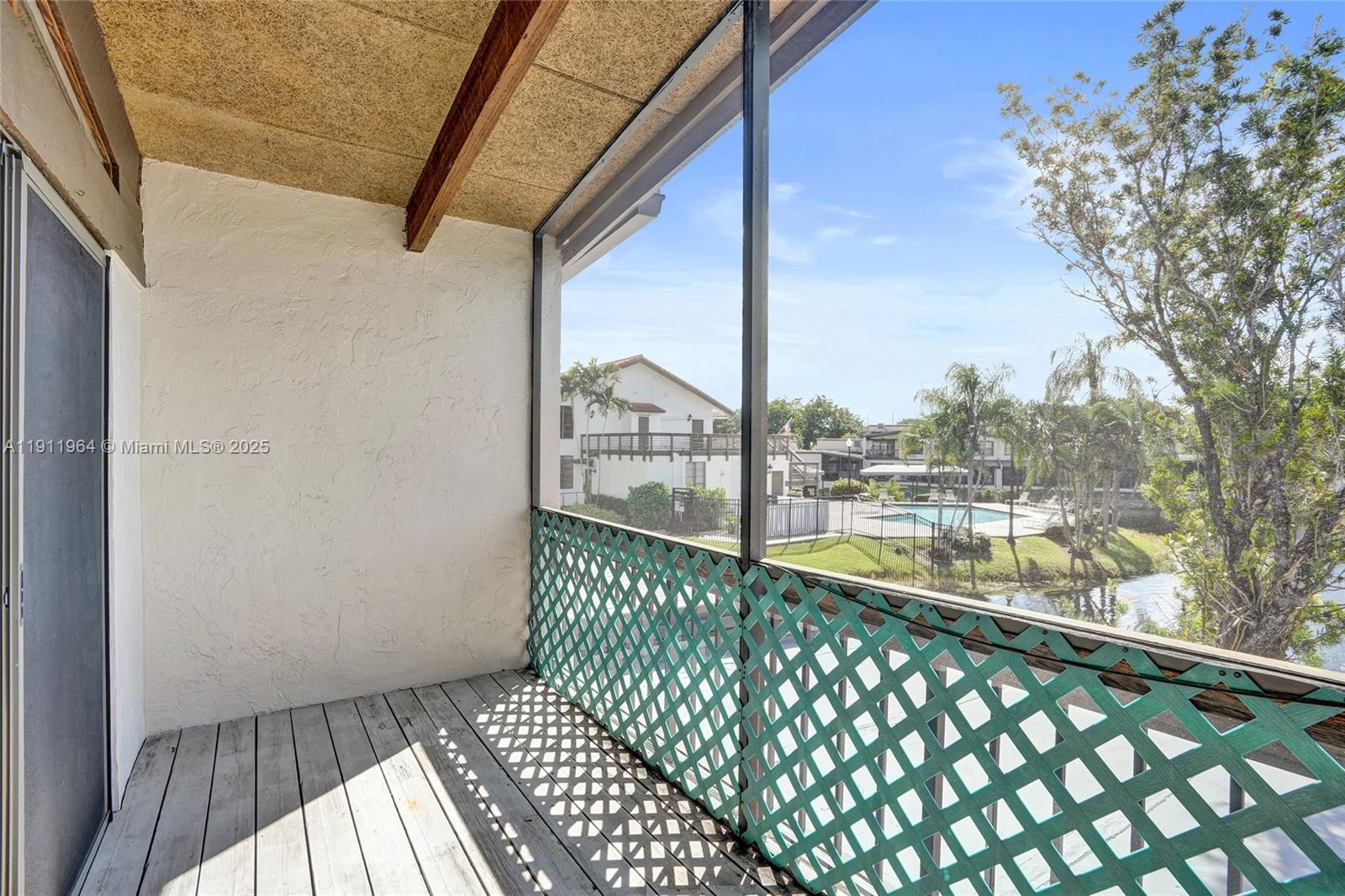 TRELLISES 5A CONDO - Residential