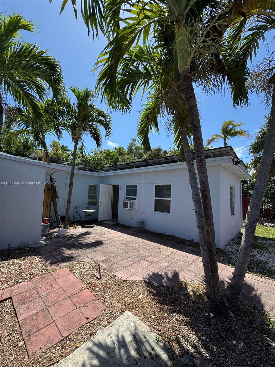 POMPANO BEACH HIGHLANDS - Residential