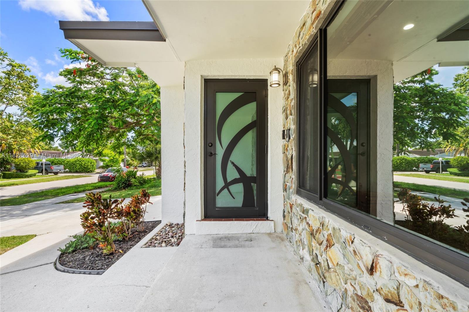 20175 SW 89th Ct