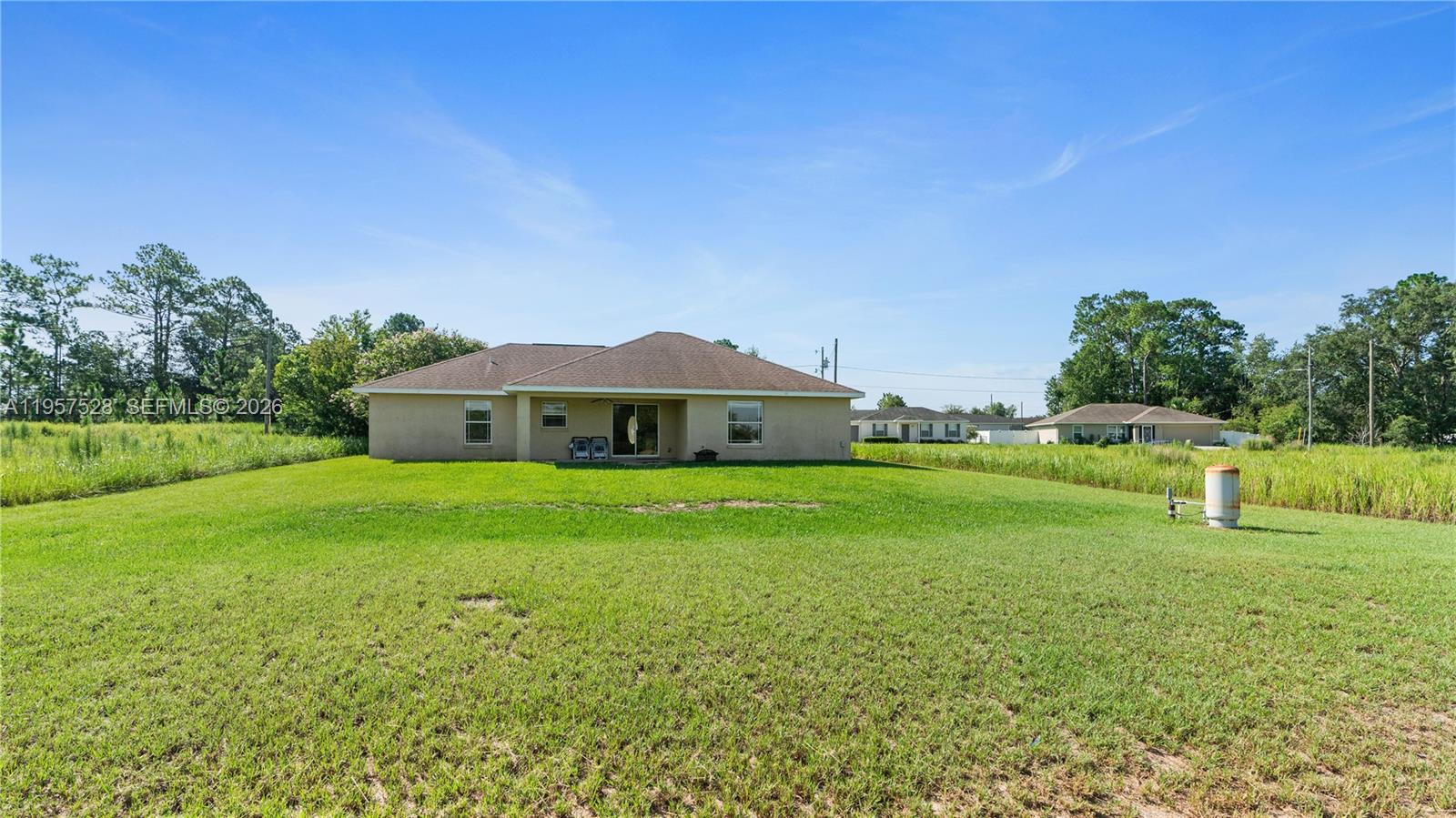 SILVER SPRINGS SHORES - Residential