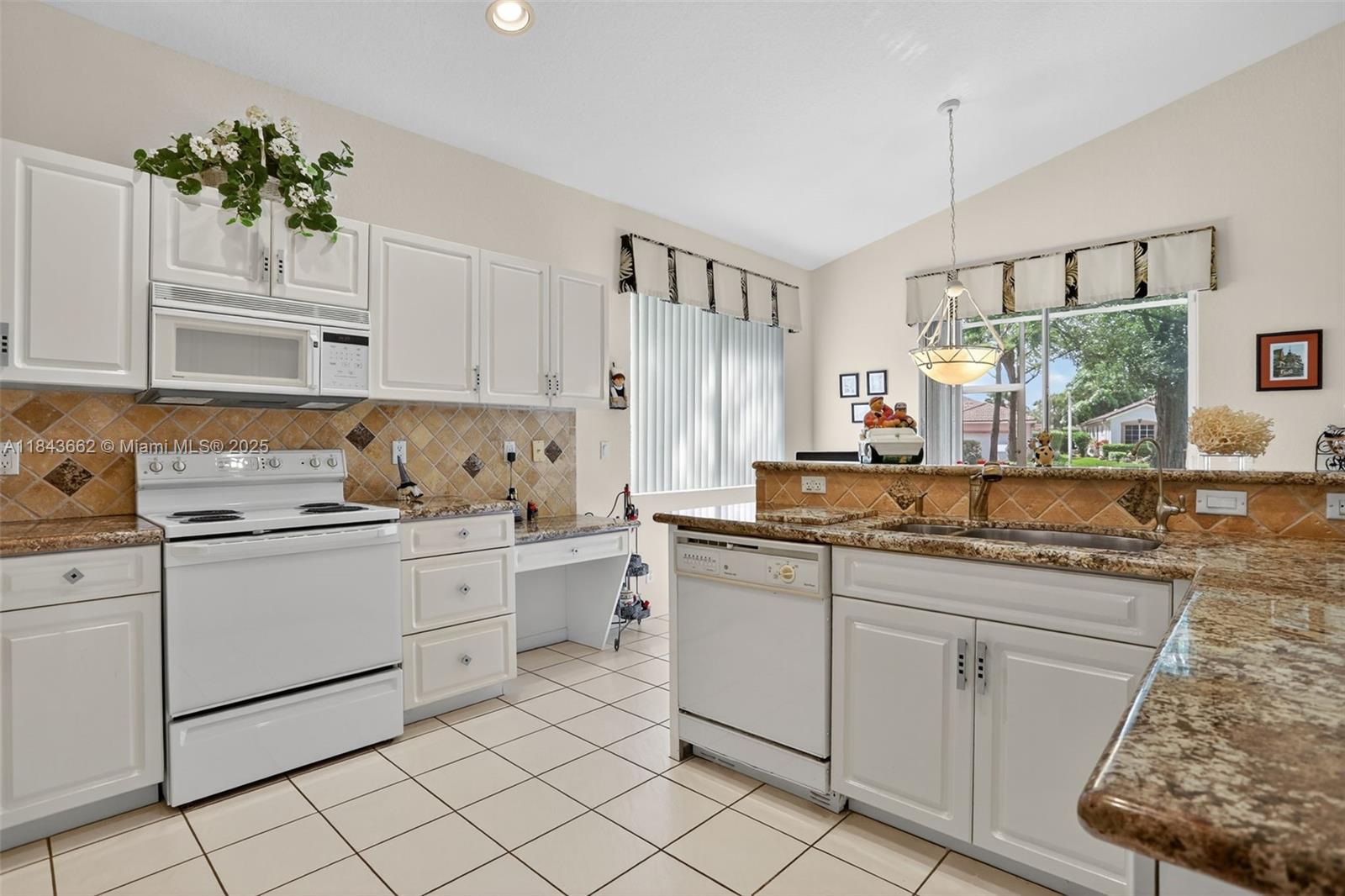 WOODMONT TRACT 67 - Residential