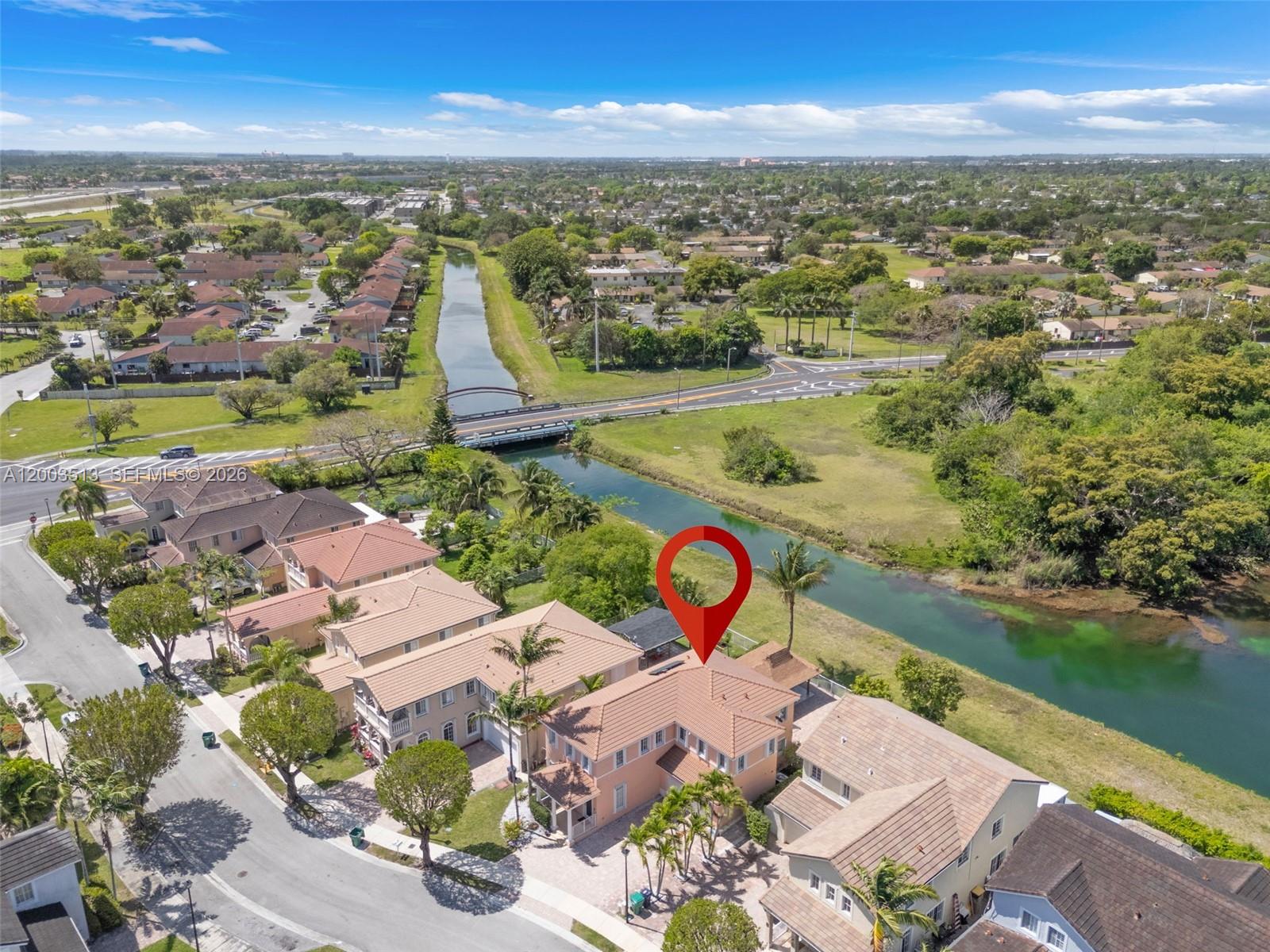 MANDARIN LAKES - Residential