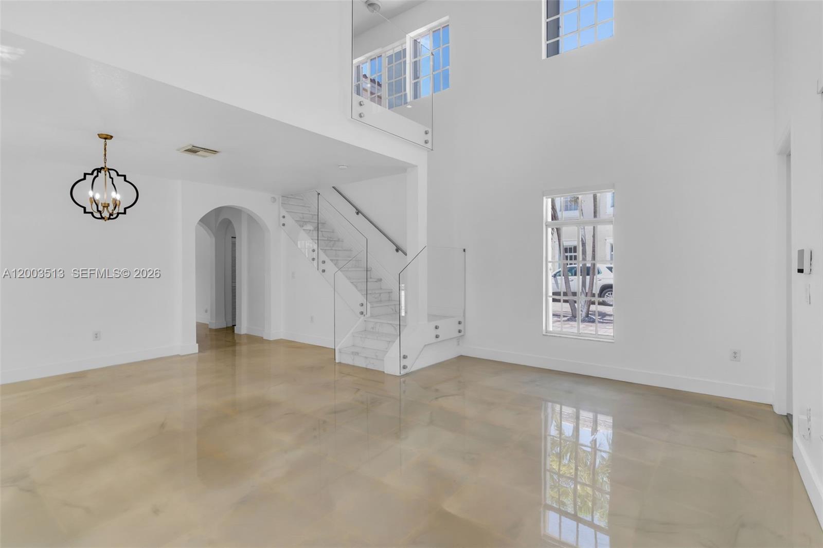 MANDARIN LAKES - Residential