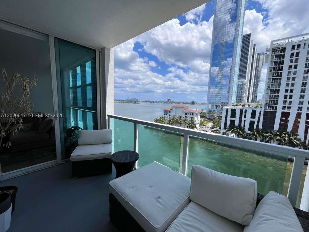 MOON BAY OF MIAMI CONDO - Residential