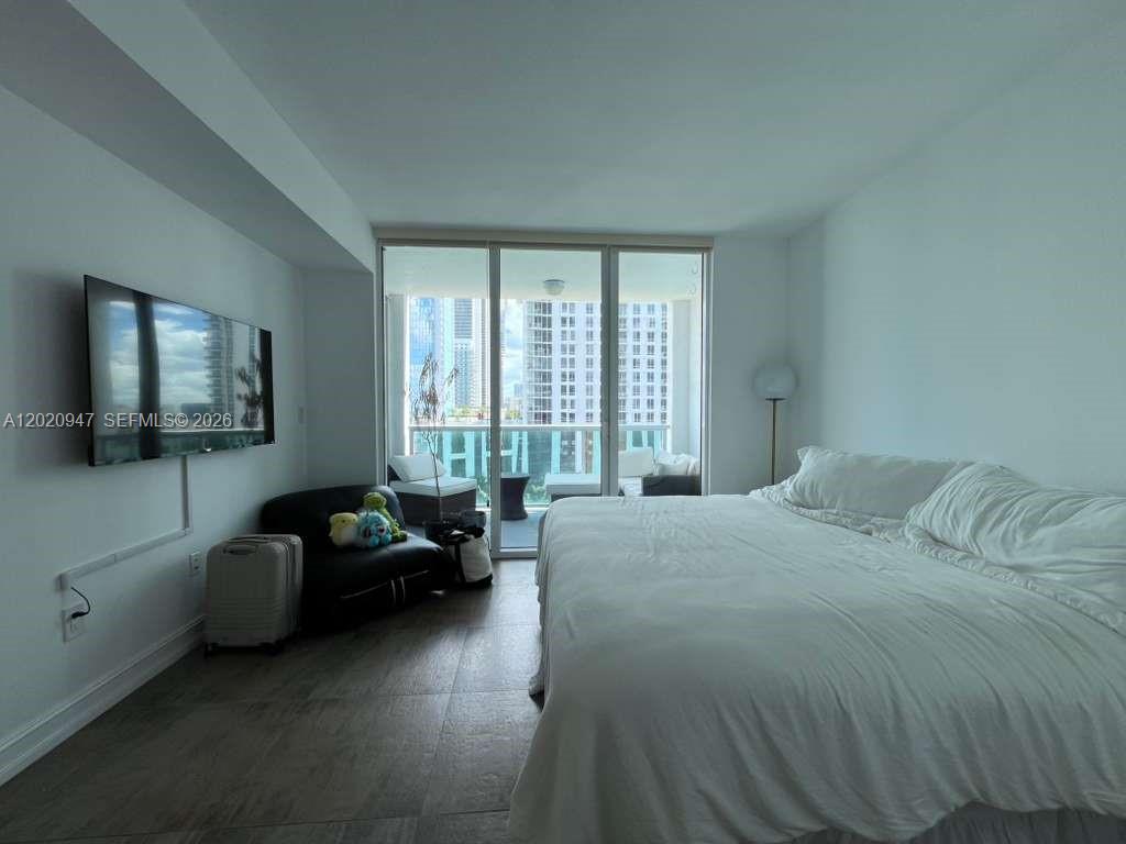 MOON BAY OF MIAMI CONDO - Residential