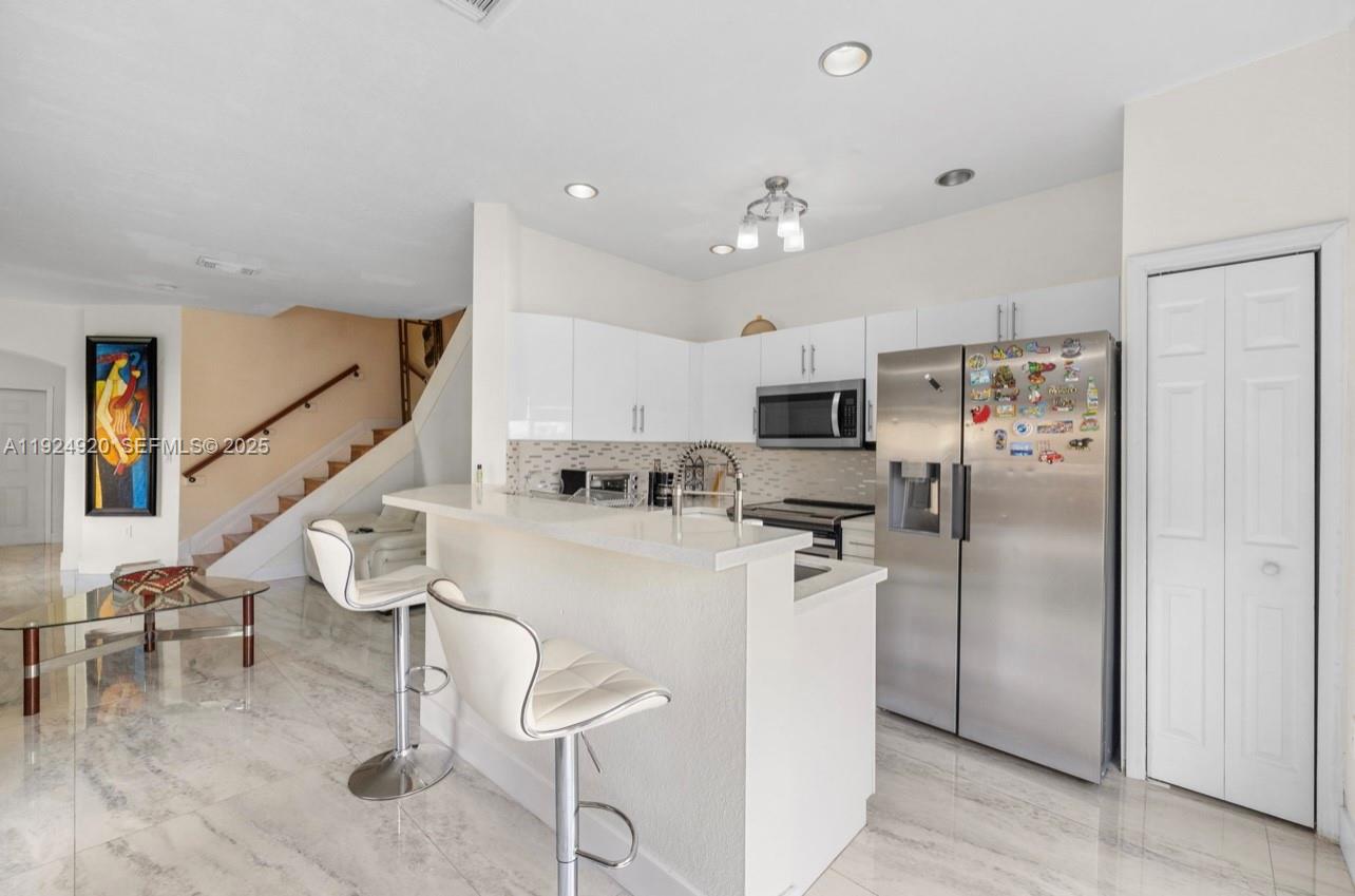 LEEWARD AT ISLANDS AT DOR - Residential