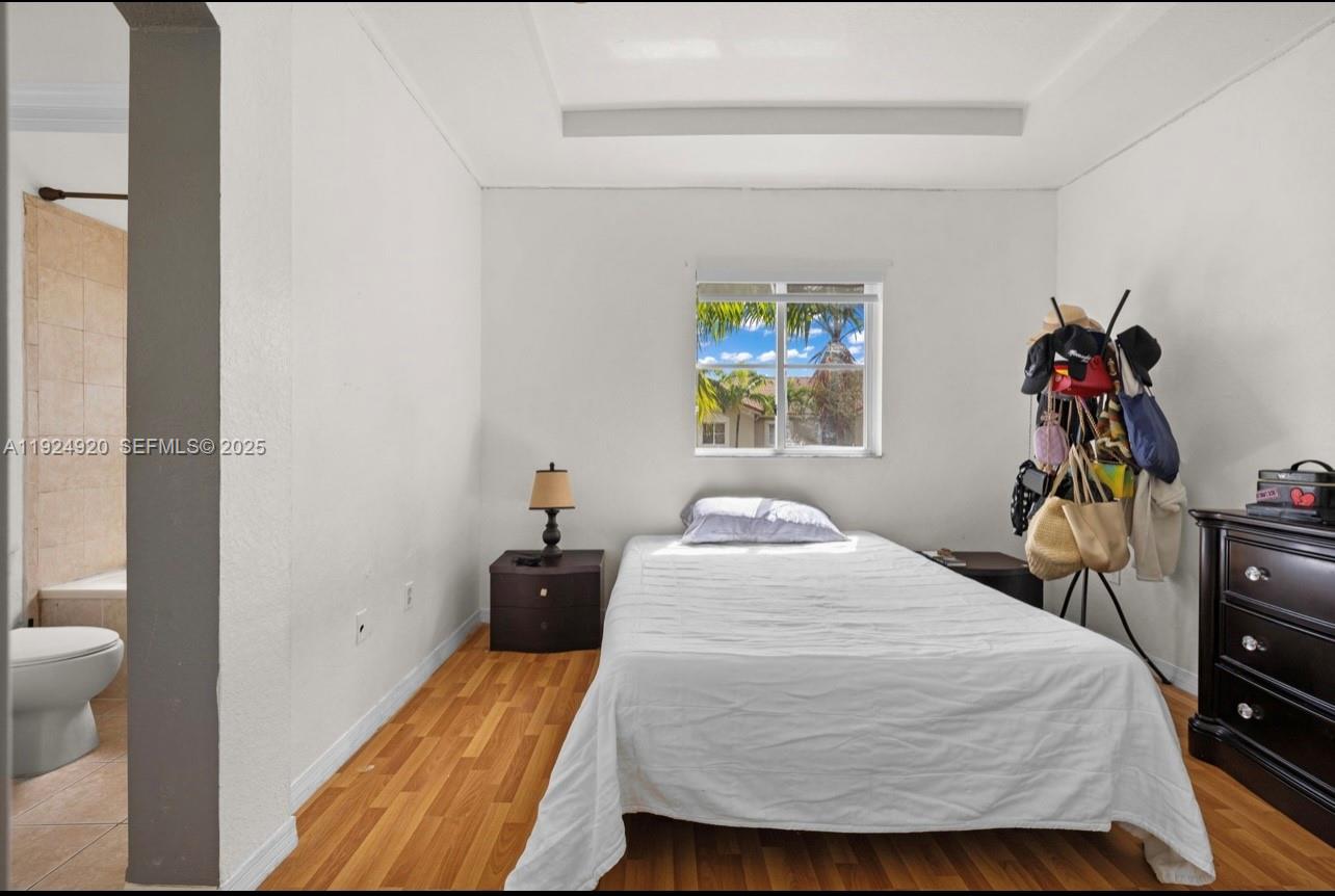 LEEWARD AT ISLANDS AT DOR - Residential