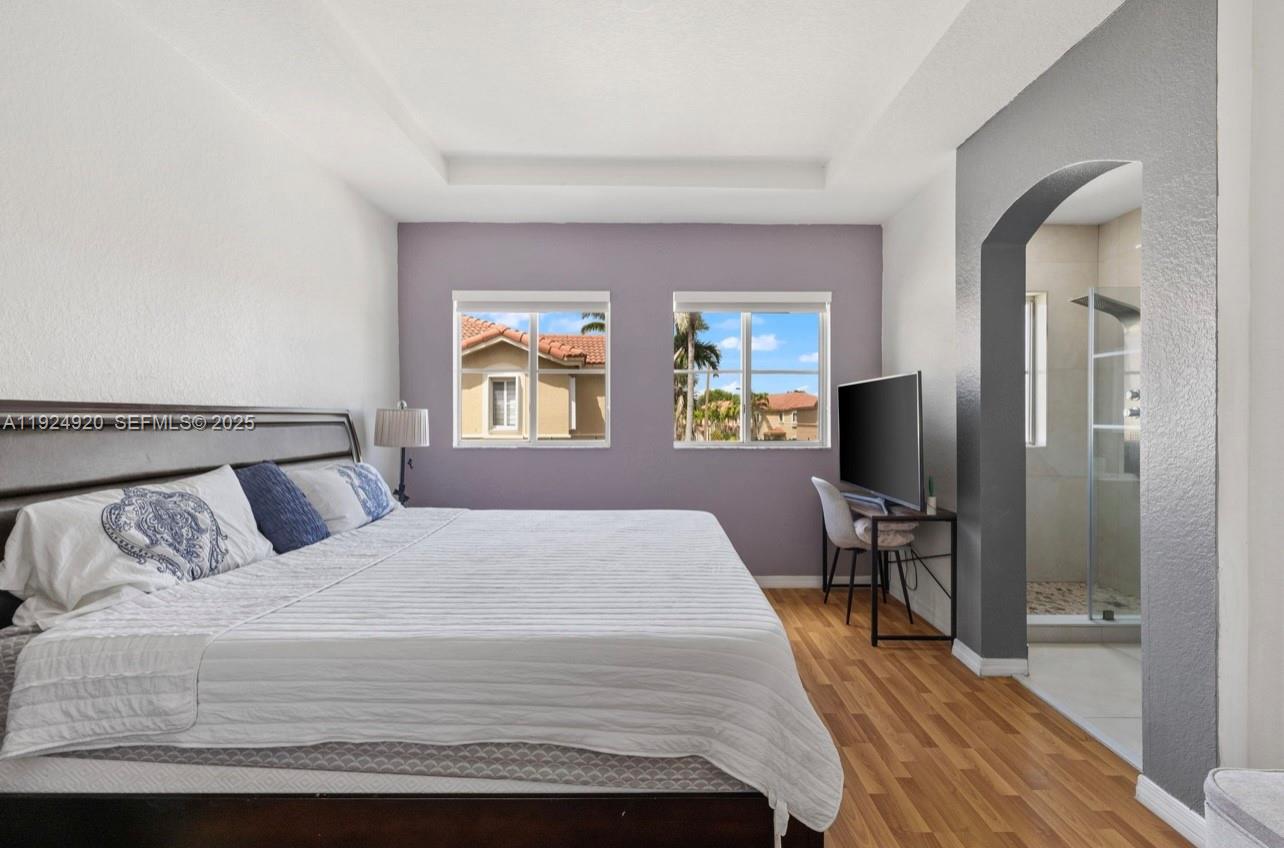 LEEWARD AT ISLANDS AT DOR - Residential