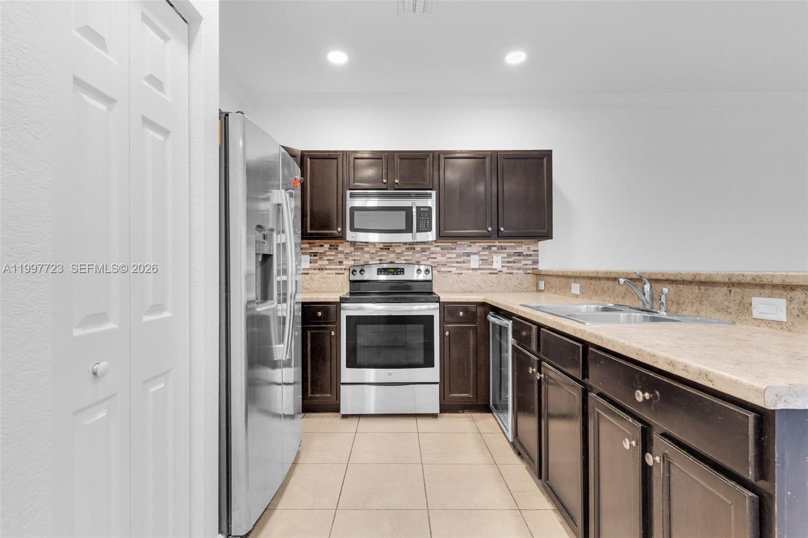 MARTINIQUE AT OASIS REPLA - Residential