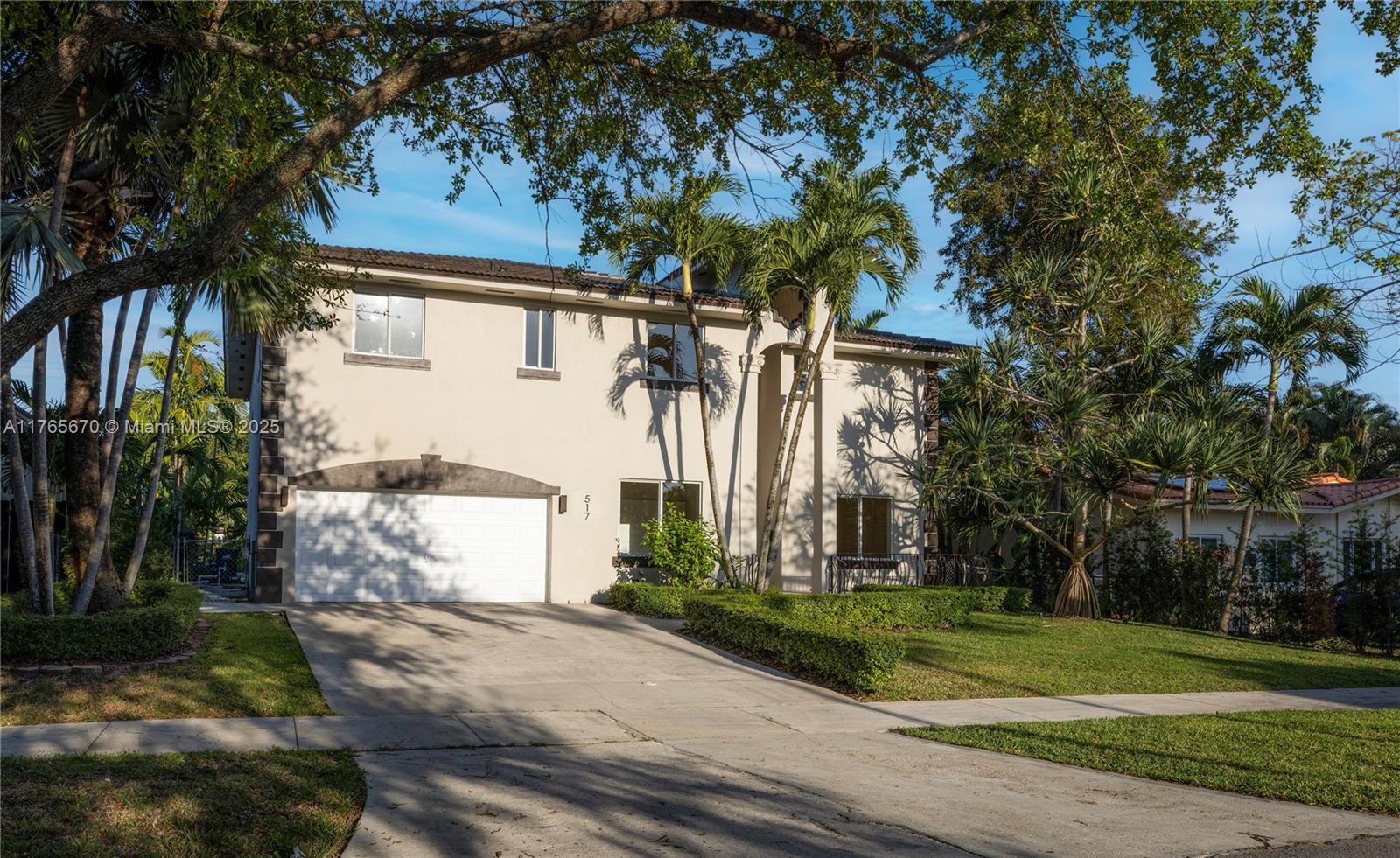 517 Palmetto Dr