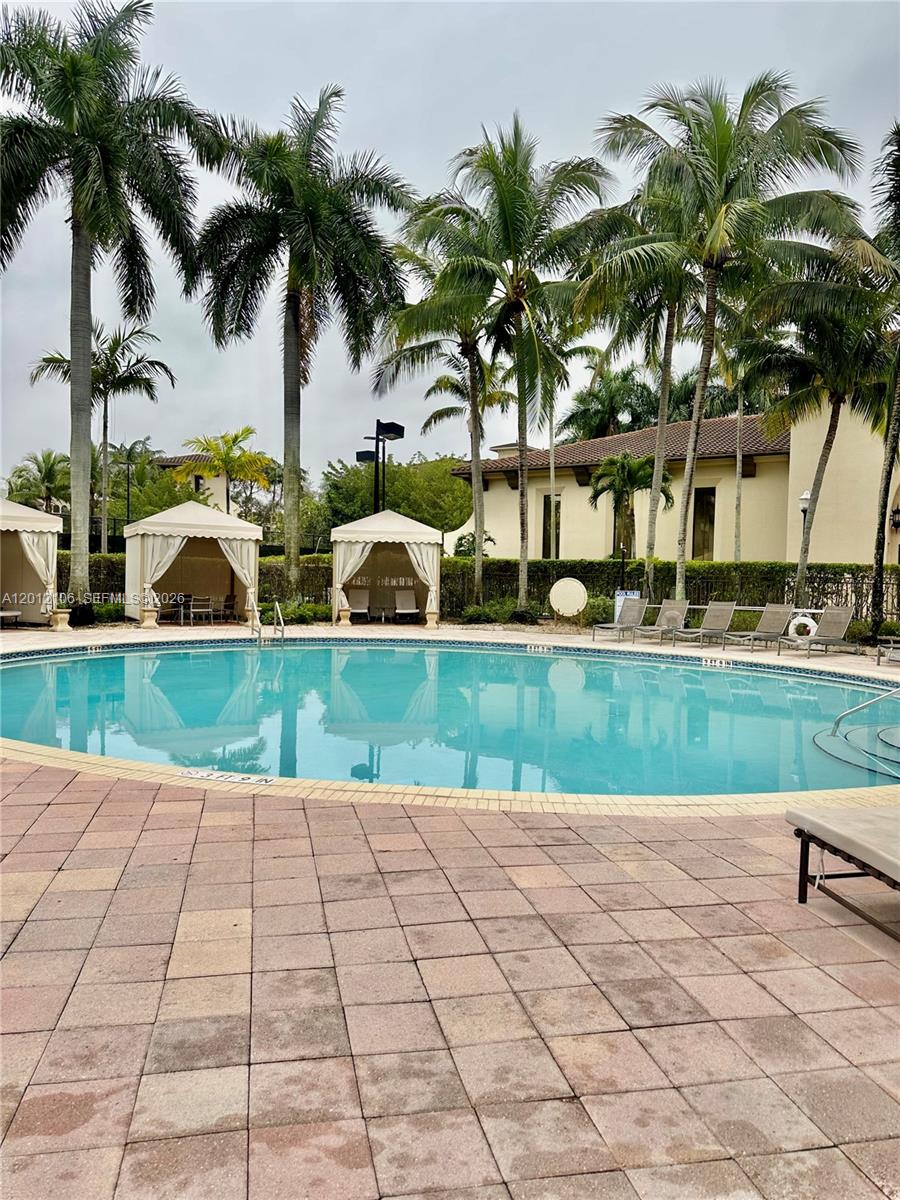 VILLA BIARRITZ CONDO - Residential