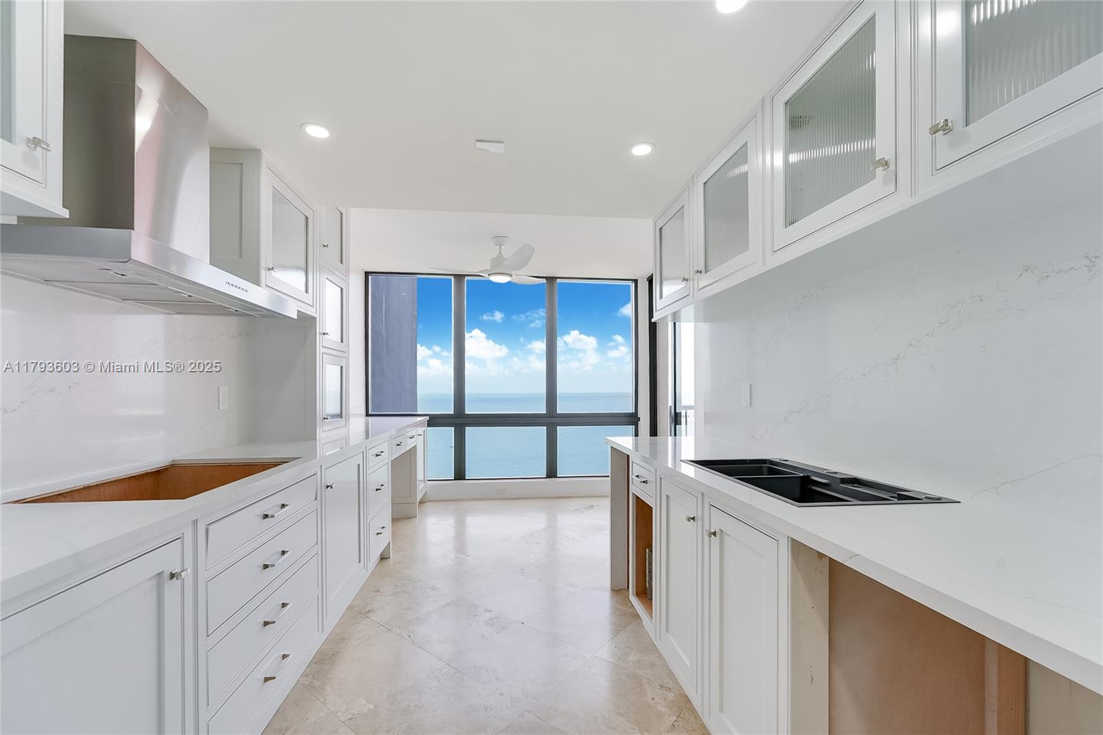 1581 Brickell Ave PH102