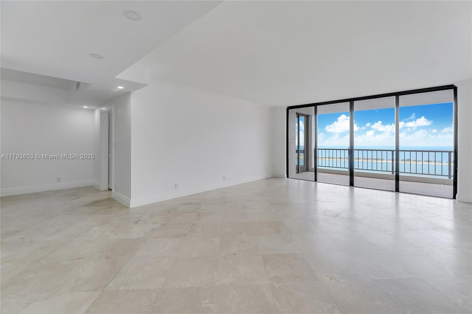 1581 Brickell Ave PH102