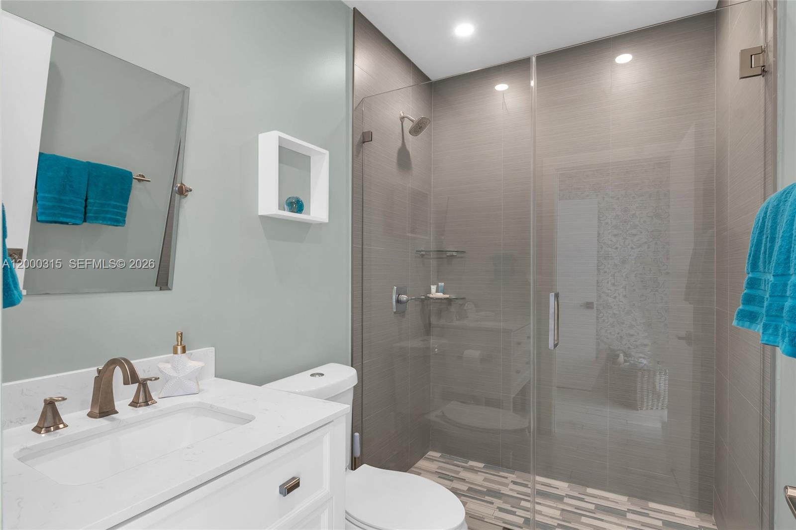 LAKE SURPRISE ESTATES - Residential