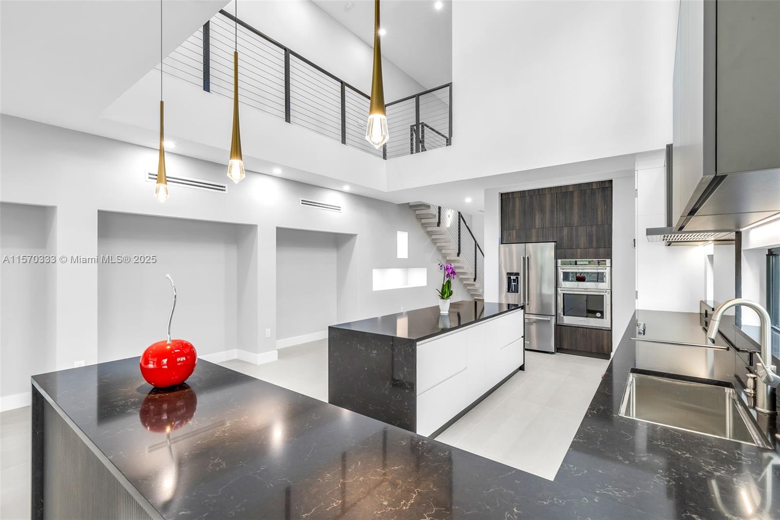 LAUDERDALE - Residential